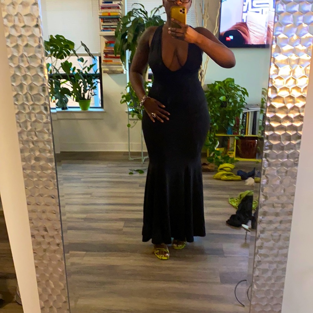 Stretchy Black Gown